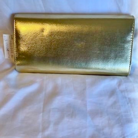 💲SALE💲 NWT Gold Handbag with Goldtone Chain Strap - Picture 3 of 4